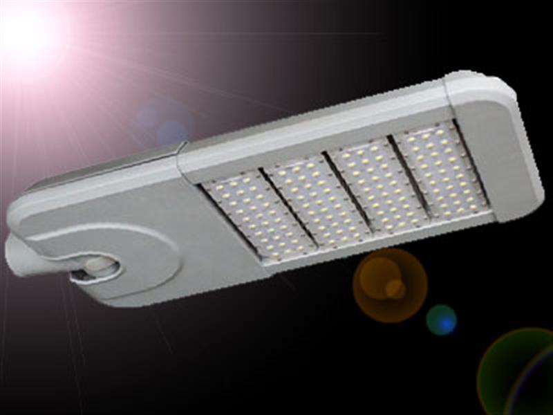 Đèn LED năng lượng mặt trời công suất: 120W, 100W, 20W....