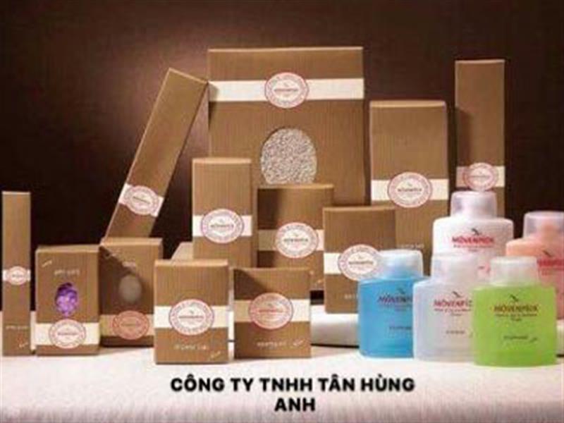 BÀN CHẢI - XÀ BÔNG- KHĂN TẮM - LƯỢC - DẦU GỘI - DAO CẠO RÂU